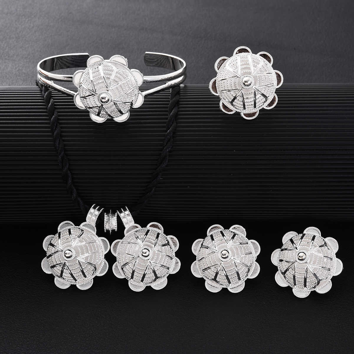 Africa Silver Color Jewelry Ac - Men Accessories Ring And Bracelet ulasan dan harga