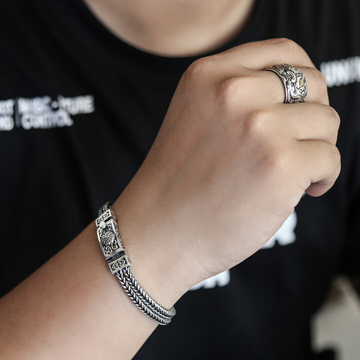 New Double Row Fox Tail Six Ma - Men Accessories Ring And Bracelet ulasan dan harga